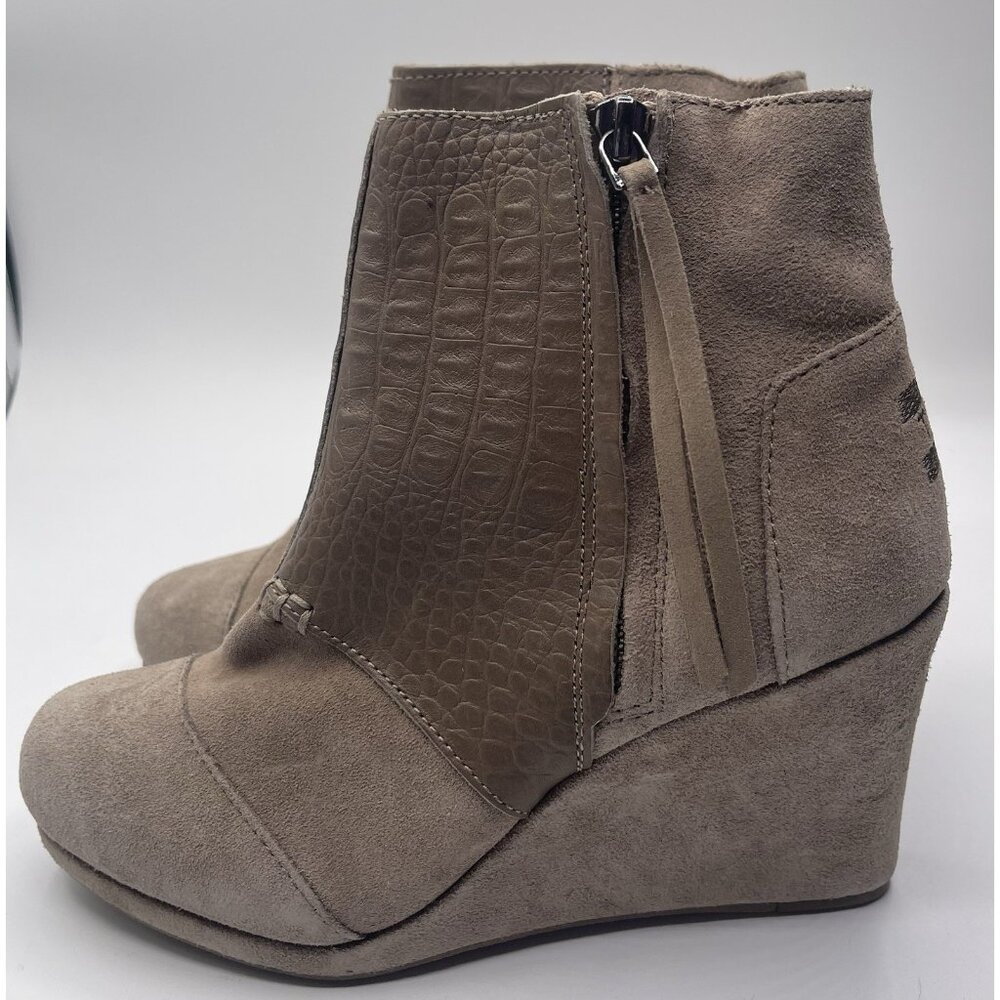 TOMS Womens Desert Wedge Bootie Boots Size 7 Taupe‎ Crocodile Suede